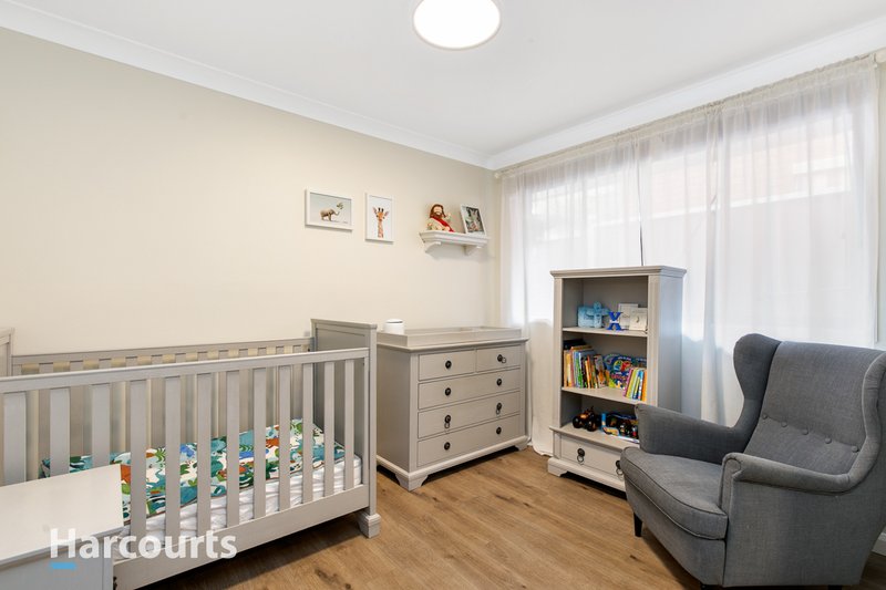 Photo - 11 Solander Drive, St Clair NSW 2759 - Image 7
