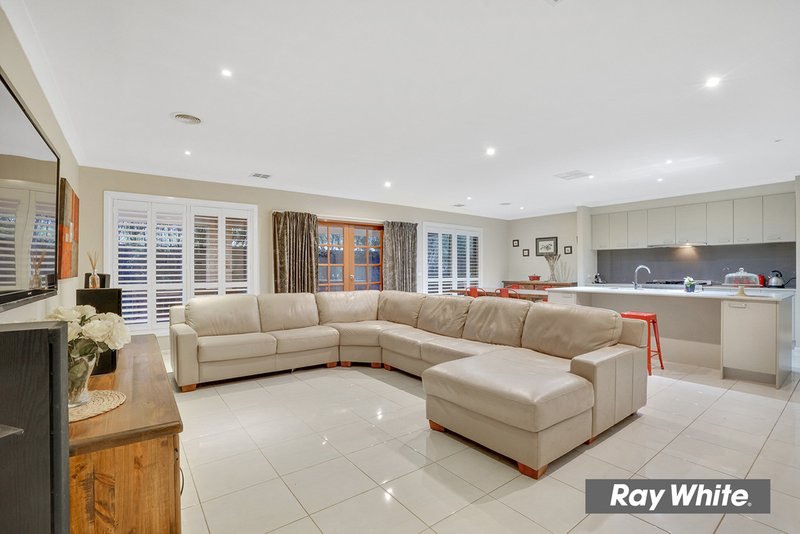 Photo - 11 Solander Grove, Tarneit VIC 3029 - Image 14