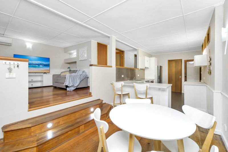 Photo - 11 Solander Road, Avoca Beach NSW 2251 - Image 28