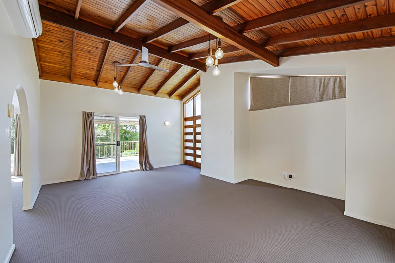Photo - 11 Somerset Drive, Buderim QLD 4556 - Image 3