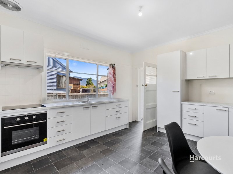 Photo - 11 Somerton Crescent, Derwent Park TAS 7009 - Image 1