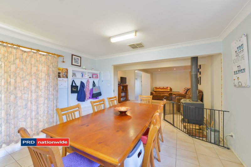 Photo - 11 Southview Street, Tamworth NSW 2340 - Image 9