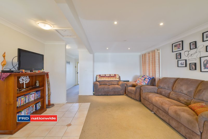 Photo - 11 Southview Street, Tamworth NSW 2340 - Image 10