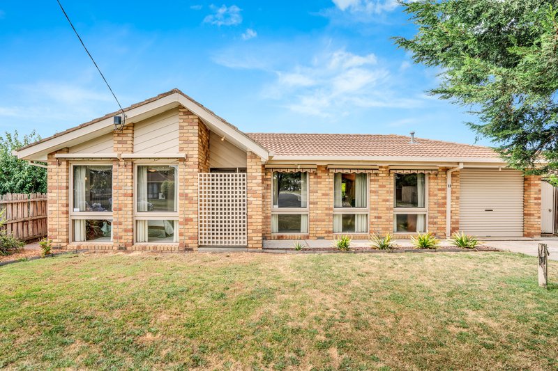 11 Sparkford Road, Craigieburn VIC 3064