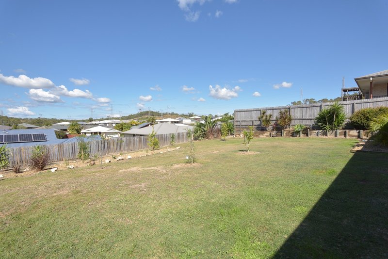 Photo - 11 Spence Court, Kirkwood QLD 4680 - Image 16