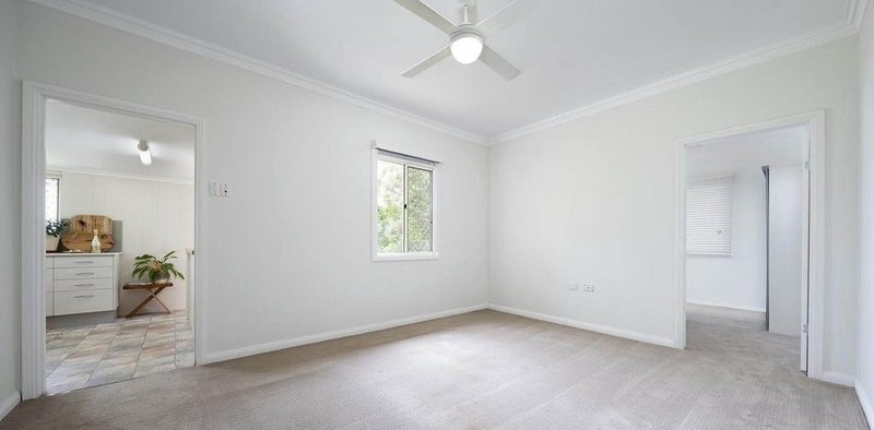 Photo - 11 Spence Street, Mount Gravatt East QLD 4122 - Image 11