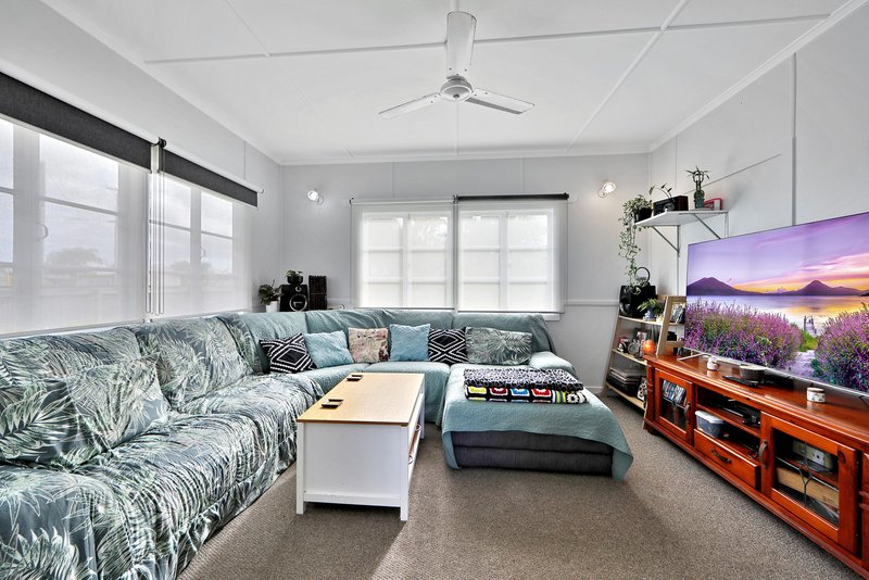 Photo - 11 Spence Street, Svensson Heights QLD 4670 - Image 9