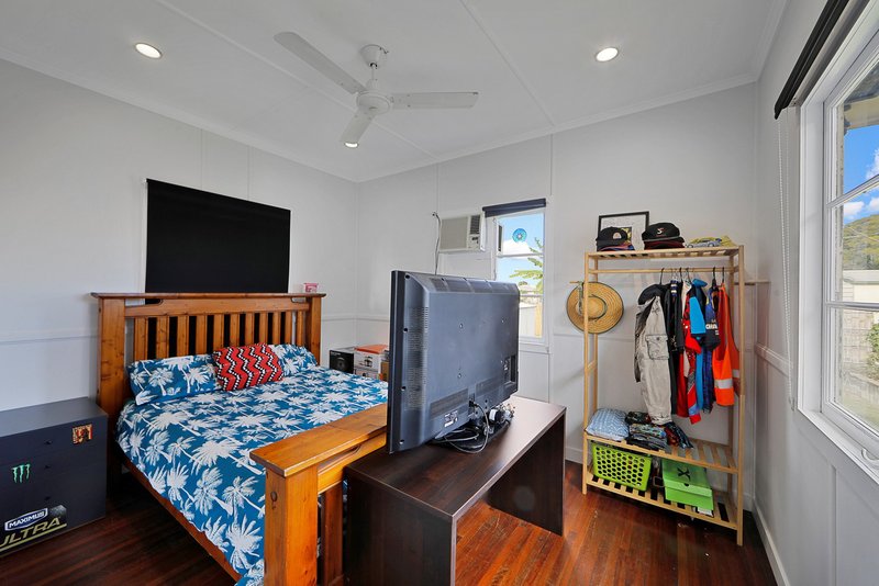 Photo - 11 Spence Street, Svensson Heights QLD 4670 - Image 12