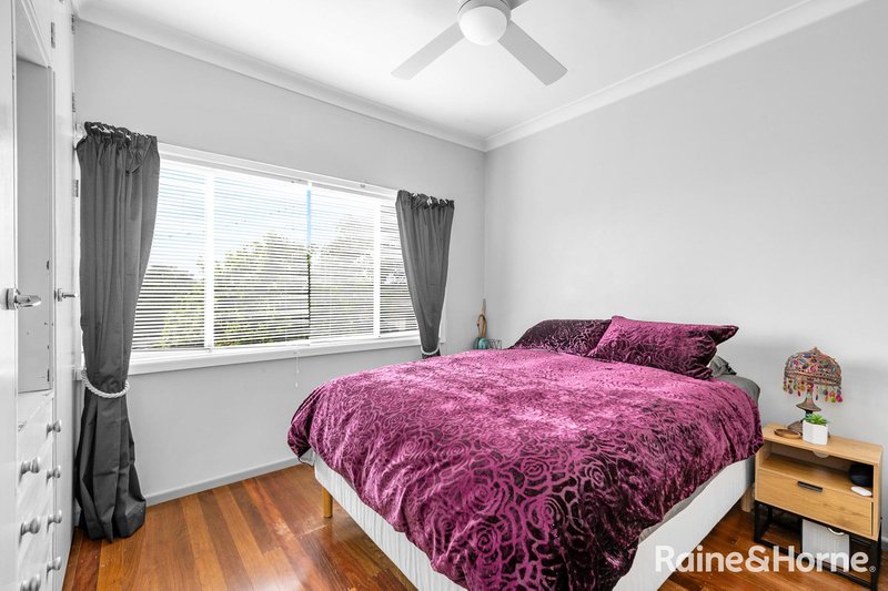 Photo - 11 Spies Avenue, Greenwell Point NSW 2540 - Image 4