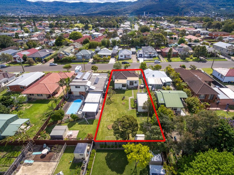 Photo - 11 Spinks Rd , East Corrimal NSW 2518 - Image 5