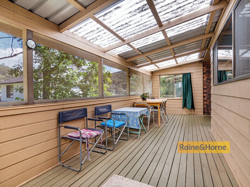 Photo - 11 Spinnaker Avenue, Tascott NSW 2250 - Image 8