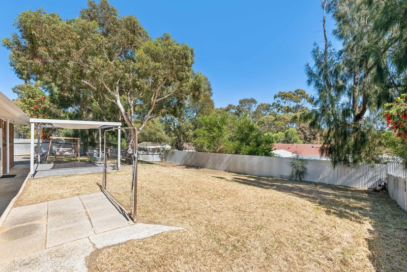 Photo - 11 Spruce Avenue, Aberfoyle Park SA 5159 - Image 19