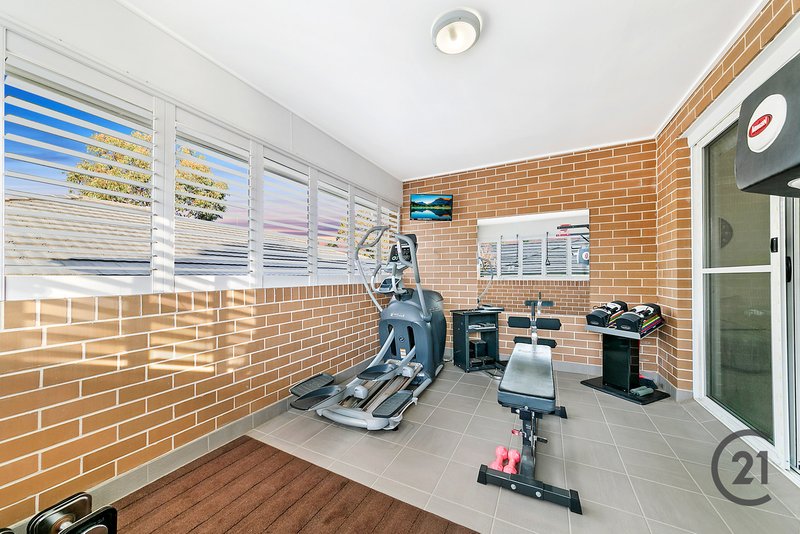 Photo - 11 Spur Street, Beaumont Hills NSW 2155 - Image 12