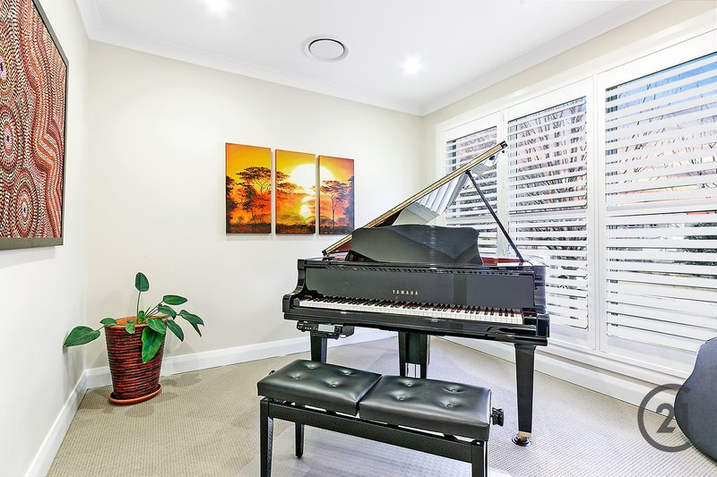 Photo - 11 Spur Street, Beaumont Hills NSW 2155 - Image 15