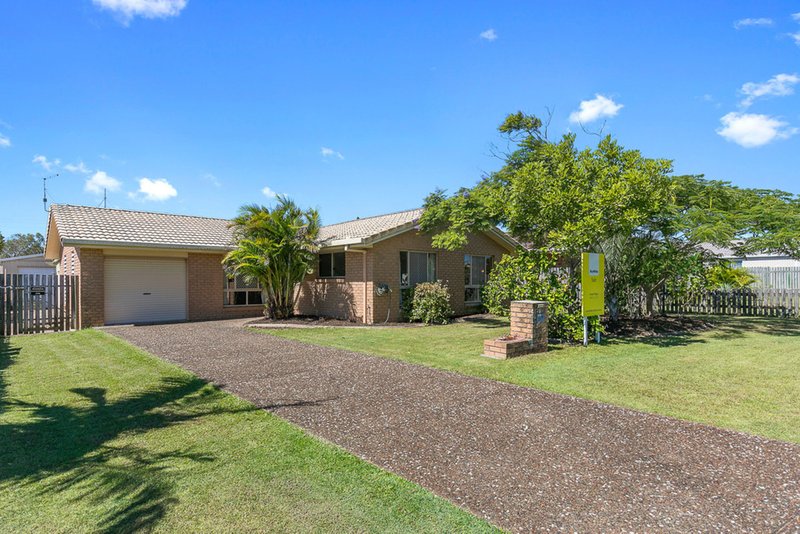 Photo - 11 St Andrews Drive, Pialba QLD 4655 - Image 2