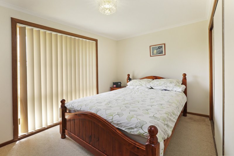 Photo - 1/1 St Anthony Court, Lara VIC 3212 - Image 4