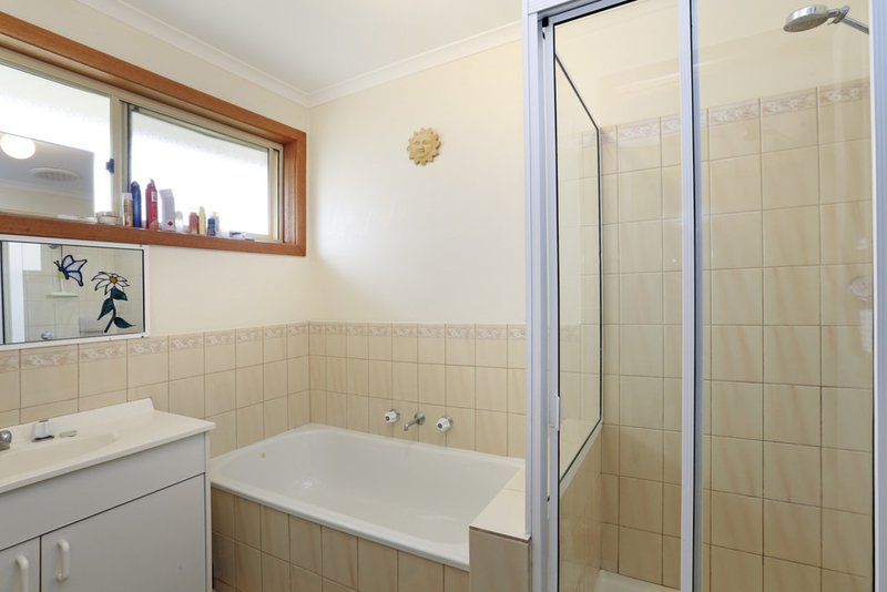 Photo - 1/1 St Anthony Court, Lara VIC 3212 - Image 5