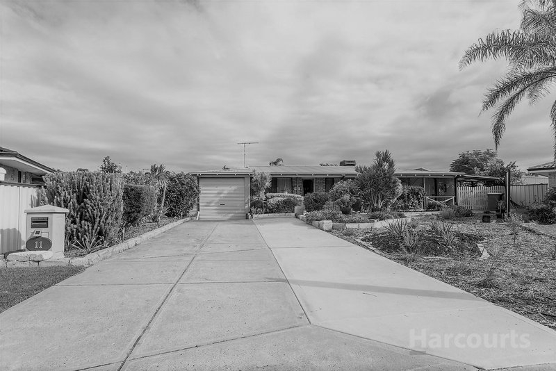 11 St James Place, Greenfields WA 6210