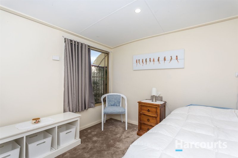 Photo - 11 St James Place, Greenfields WA 6210 - Image 13