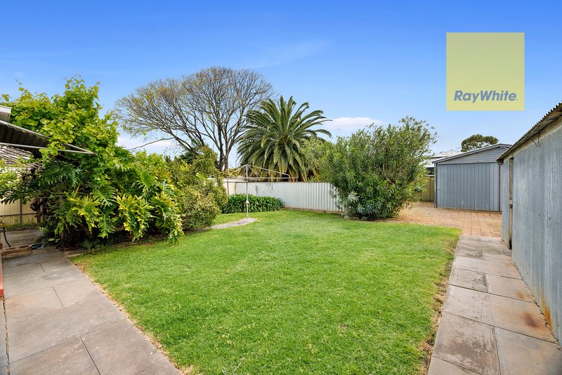 Photo - 11 St Lawrence Avenue, Edwardstown SA 5039 - Image 4