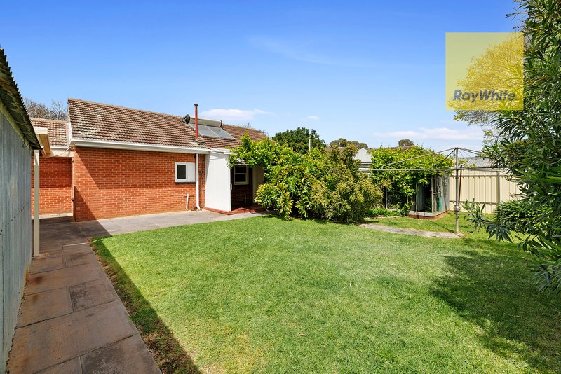 Photo - 11 St Lawrence Avenue, Edwardstown SA 5039 - Image 5