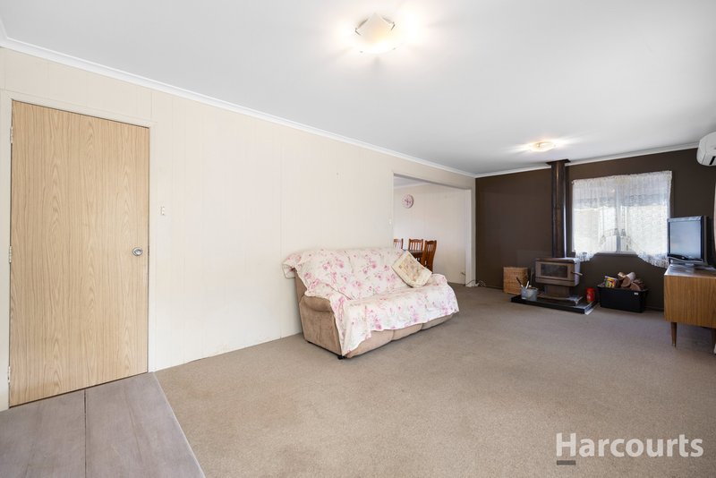 Photo - 11 St Phillack Crescent, Rawson VIC 3825 - Image 7