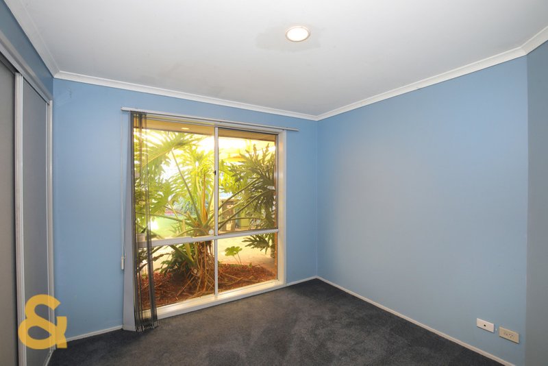 Photo - 11 Stainsby Crescent, Roxburgh Park VIC 3064 - Image 8