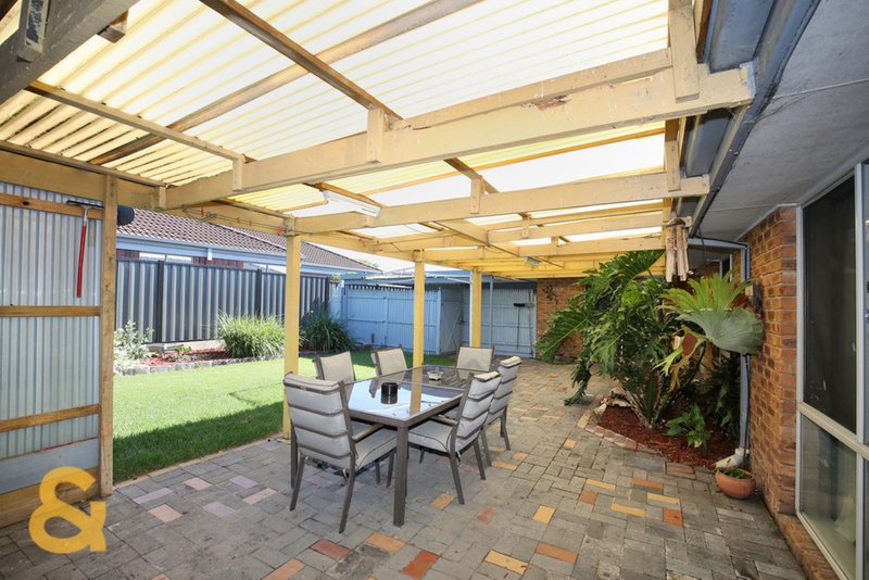 Photo - 11 Stainsby Crescent, Roxburgh Park VIC 3064 - Image 10