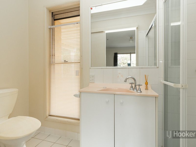 Photo - 11 Stanley Court, Boronia Heights QLD 4124 - Image 7