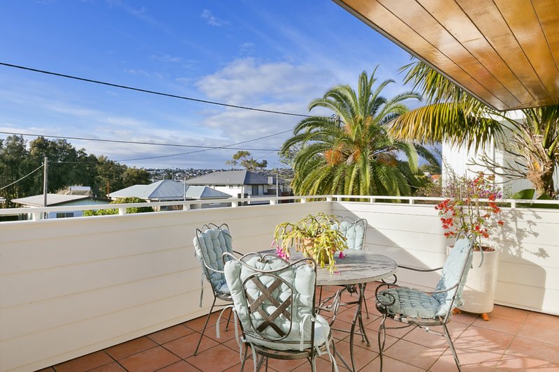 Photo - 11 Stewart Ave , Curl Curl NSW 2096 - Image 7