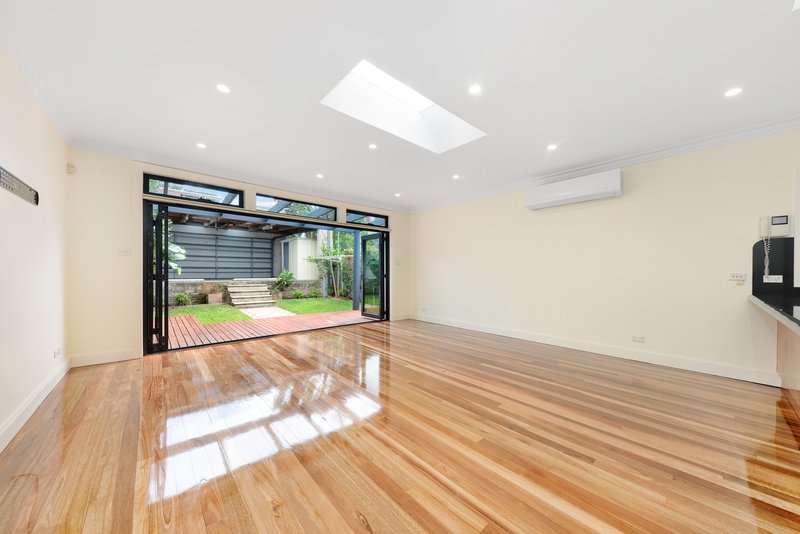 Photo - 11 Stewart Street, Randwick NSW 2031 - Image 2