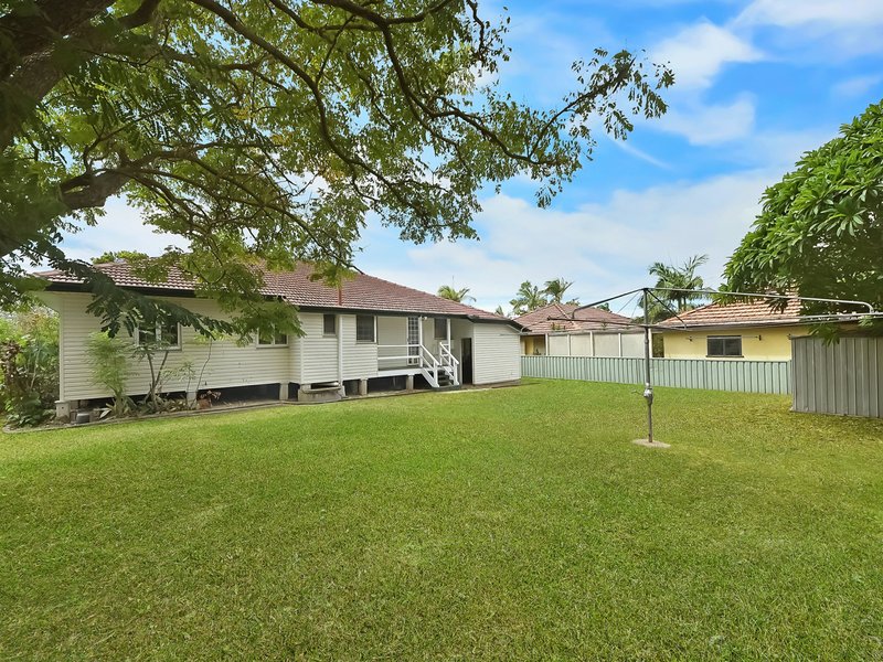 11 Strathdale Street, Aspley QLD 4034