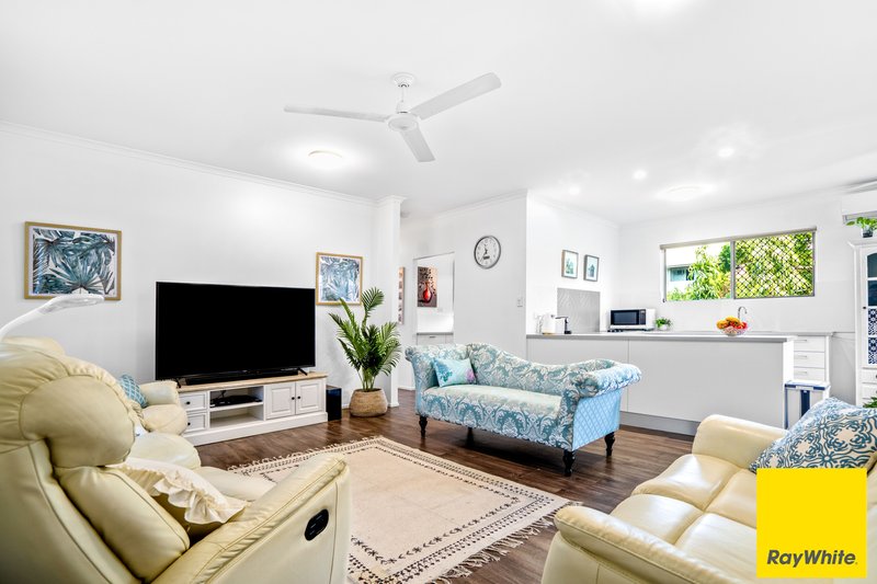 Photo - 11 Strombus Avenue, Trinity Beach QLD 4879 - Image 2