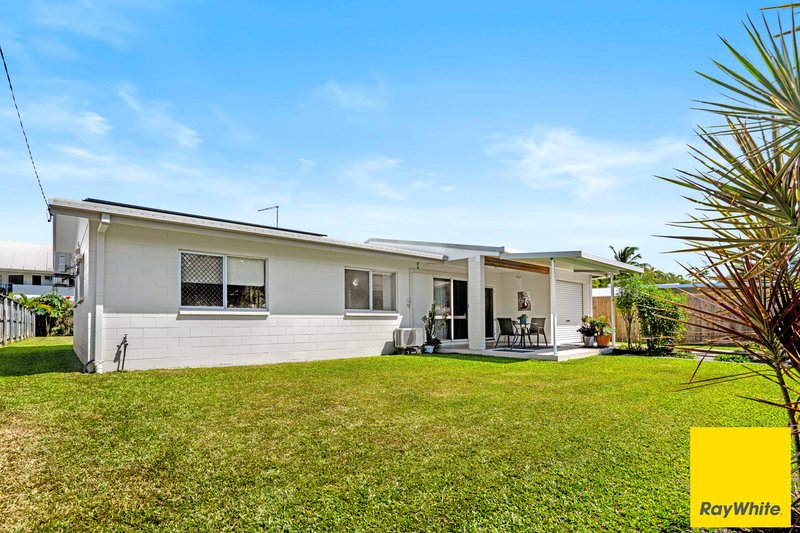 Photo - 11 Strombus Avenue, Trinity Beach QLD 4879 - Image 18