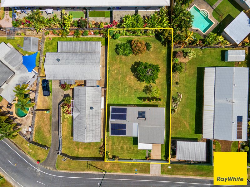 Photo - 11 Strombus Avenue, Trinity Beach QLD 4879 - Image 19