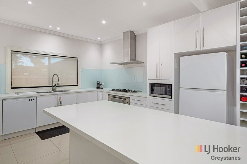 Photo - 11 Styles Place, Merrylands NSW 2160 - Image 2