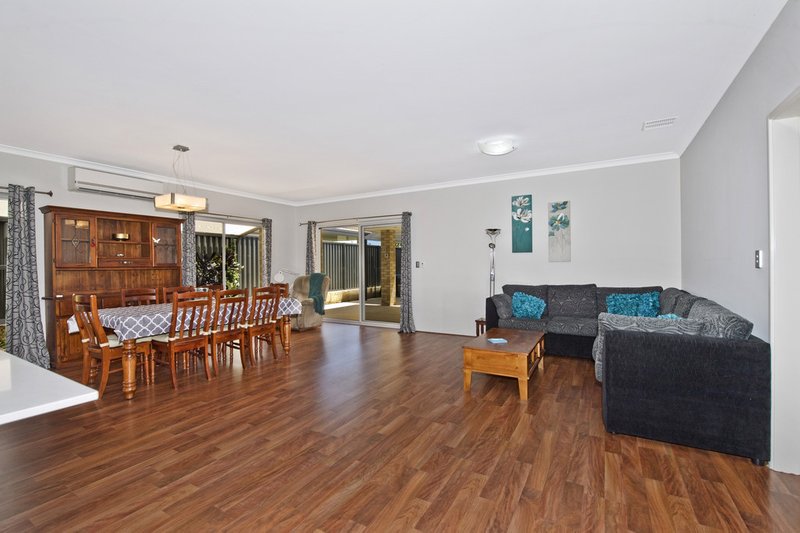 Photo - 11 Sunbeam Approach, Baldivis WA 6171 - Image 9