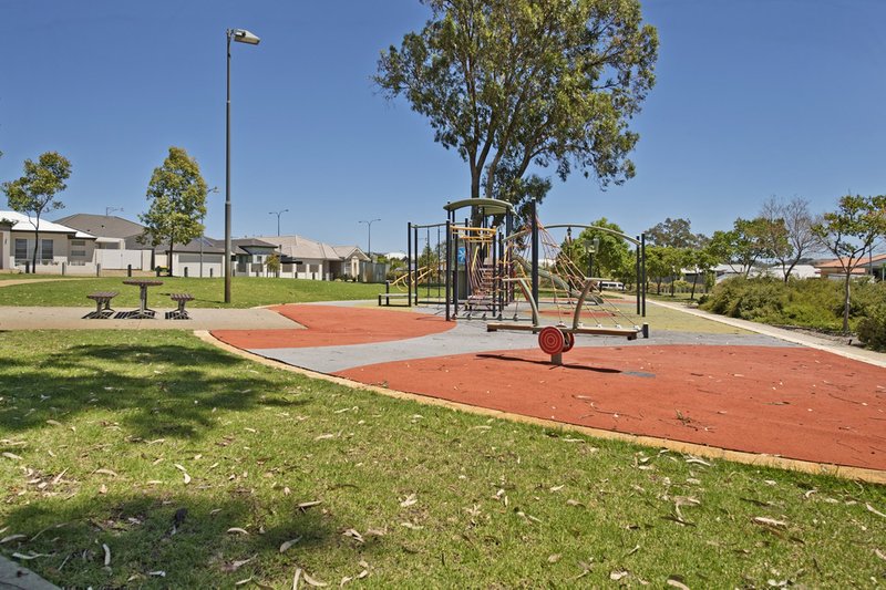 Photo - 11 Sunbeam Approach, Baldivis WA 6171 - Image 22