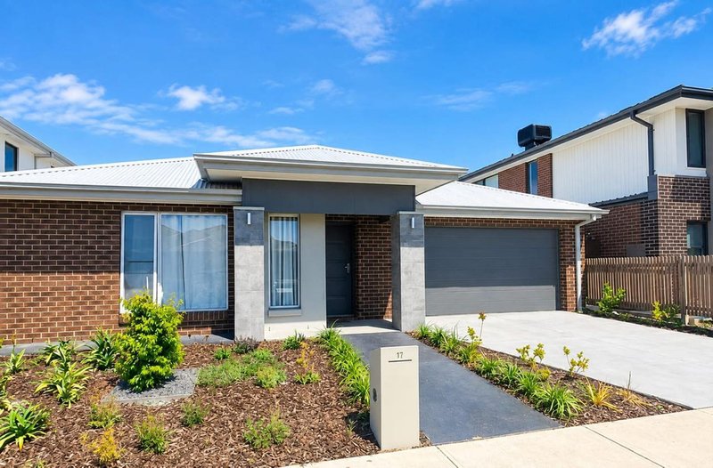 Photo - 11 Sunlight Avenue, Clyde North VIC 3978 - Image 1