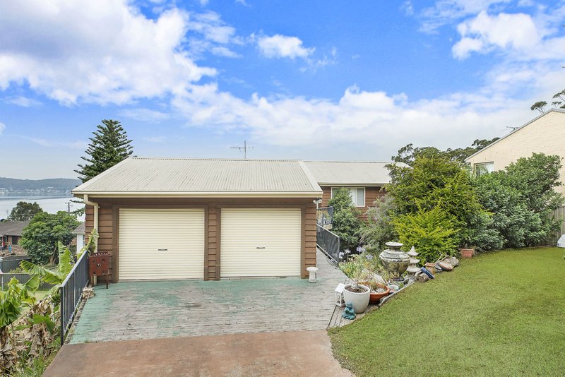 11 Sunlight Parade, Rathmines NSW 2283