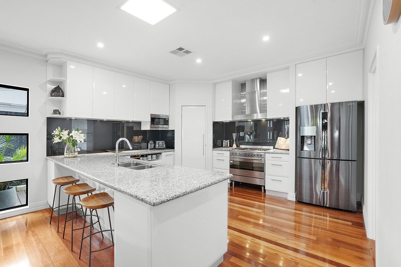 Photo - 11 Sunrose Link, Stirling WA 6021 - Image 5