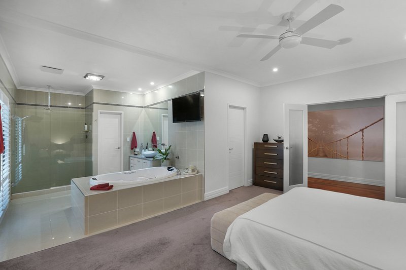 Photo - 11 Sunrose Link, Stirling WA 6021 - Image 17