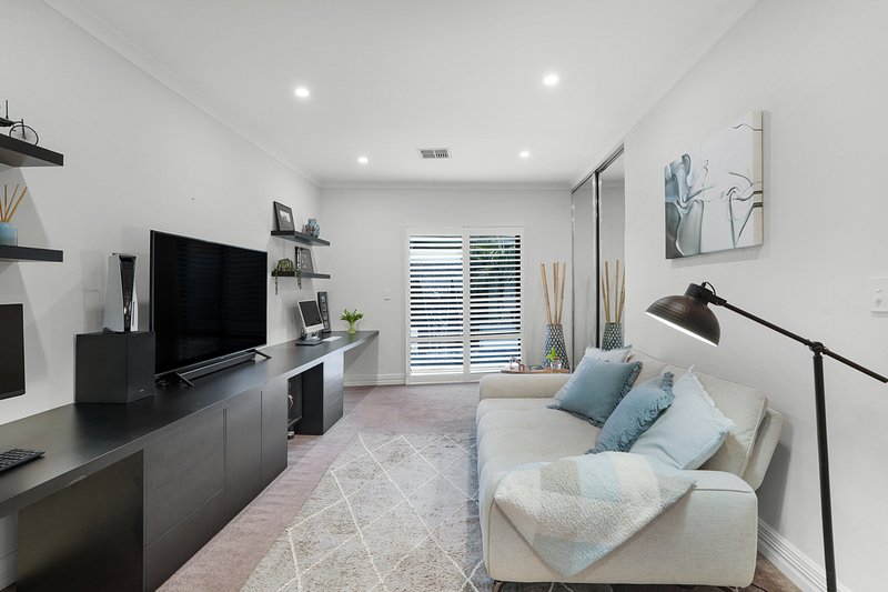 Photo - 11 Sunrose Link, Stirling WA 6021 - Image 24