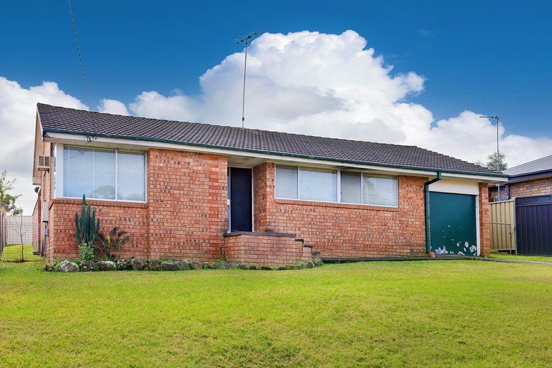 11 Sunset Avenue, South Penrith NSW 2750