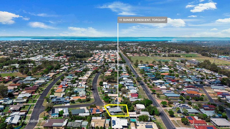 Photo - 11 Sunset Crescent, Torquay QLD 4655 - Image 2