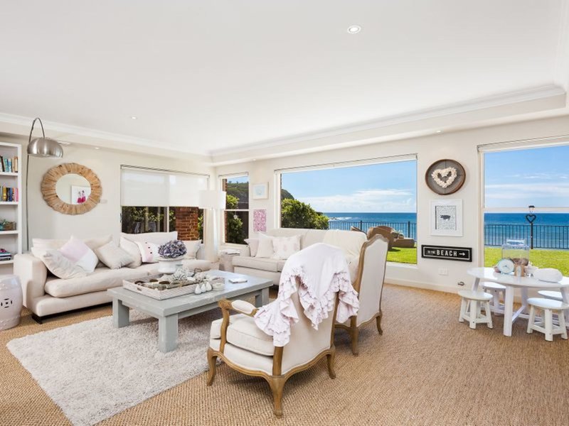 Photo - 11 Surfview Road, Mona Vale NSW 2103 - Image 3