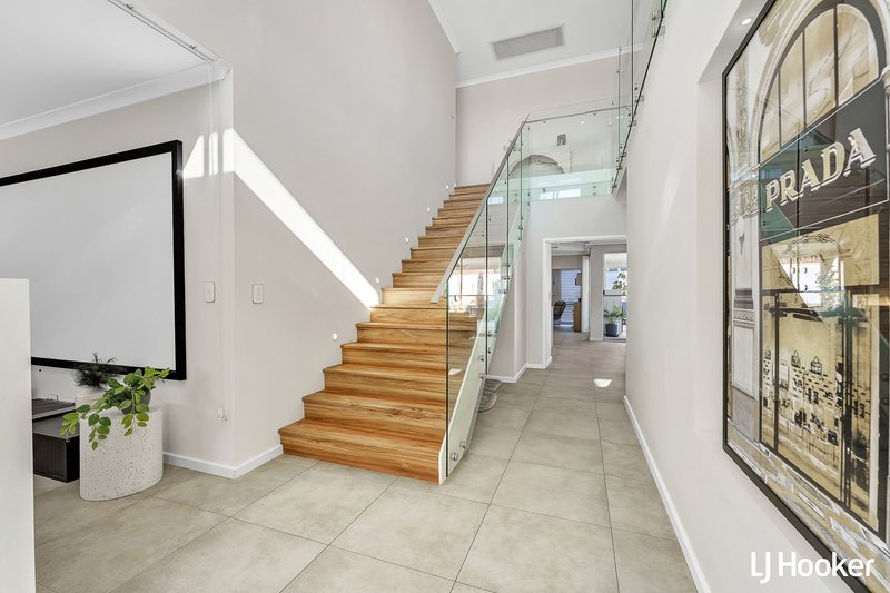 Photo - 11 Surpark Approach, Southern River WA 6110 - Image 4