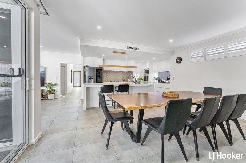 Photo - 11 Surpark Approach, Southern River WA 6110 - Image 23