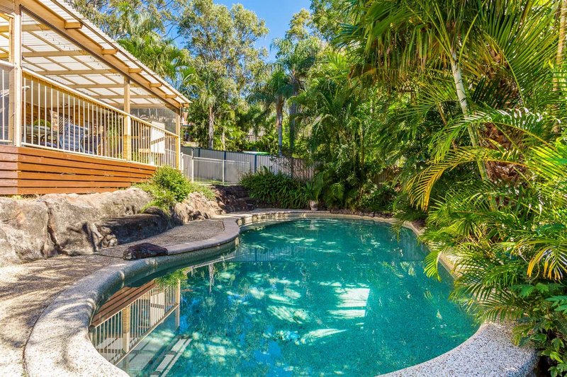 11 Surrey Ct , Helensvale QLD 4212