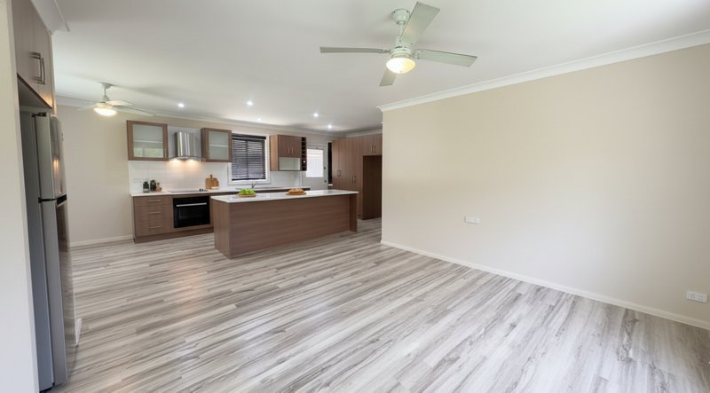 Photo - 11 Sutton Road, Ashcroft NSW 2168 - Image 1